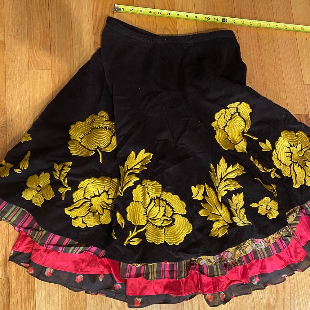 ‘Rare’ Vintage Anthropologie skirt - size 4
